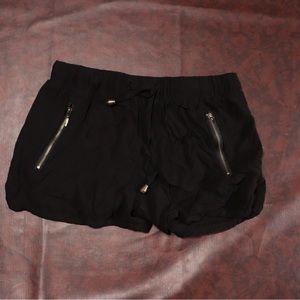 (L) Wet Seal Shorts